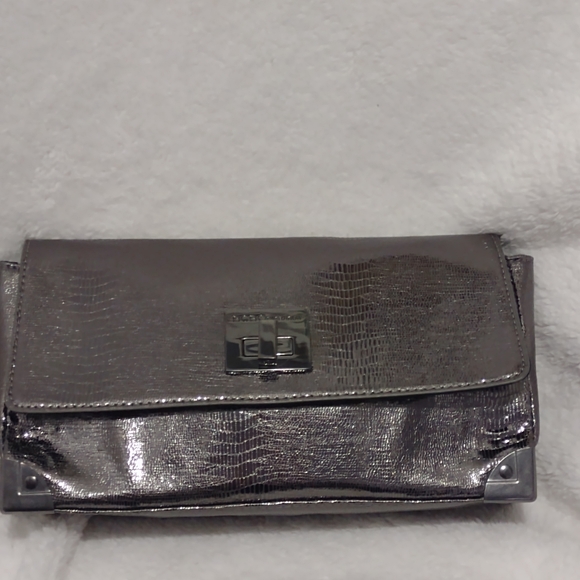 BCBGeneration Metallic Clutch with Turn Lock - Picture 3 of 11